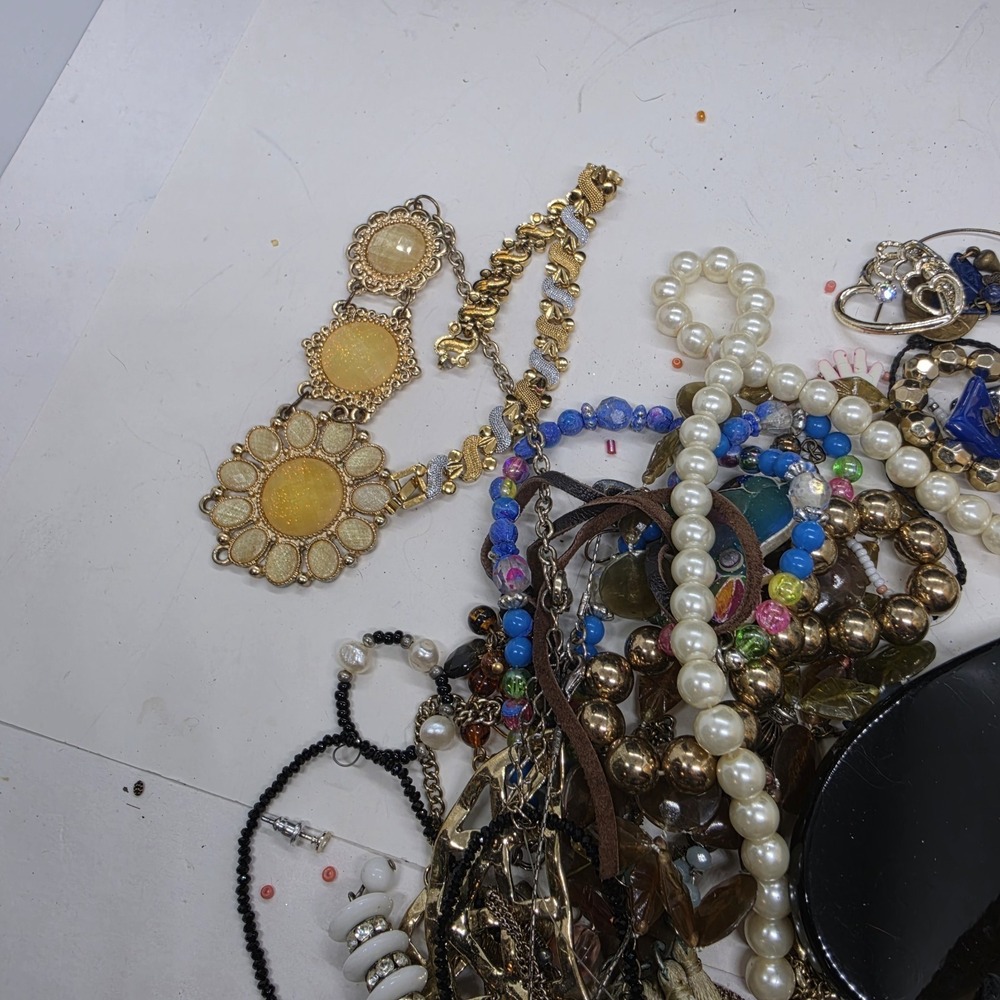 Craft Jewelry Lot Misc Beads Chains Stones For Repair Repurpose 4 Lbs 10 Oz - Picture 9 of 11